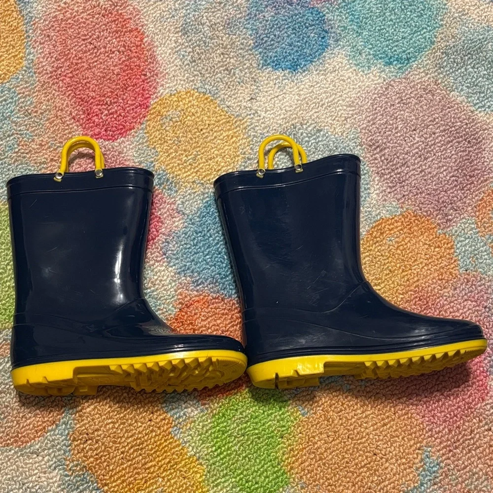 Kids Waterproof Rain Boots in Navy and Yellow